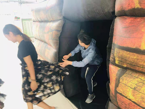 ���F��������