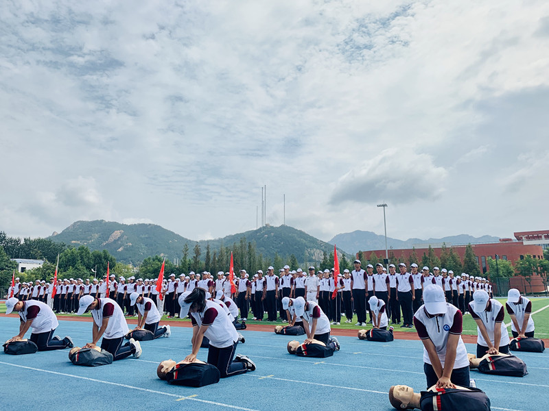 ���u��ʮ�����ں�����Ӗ(x��n)�v��ָ��(d��o)���M(j��n)���ķΏ�(f��)�KӖ(x��n)��