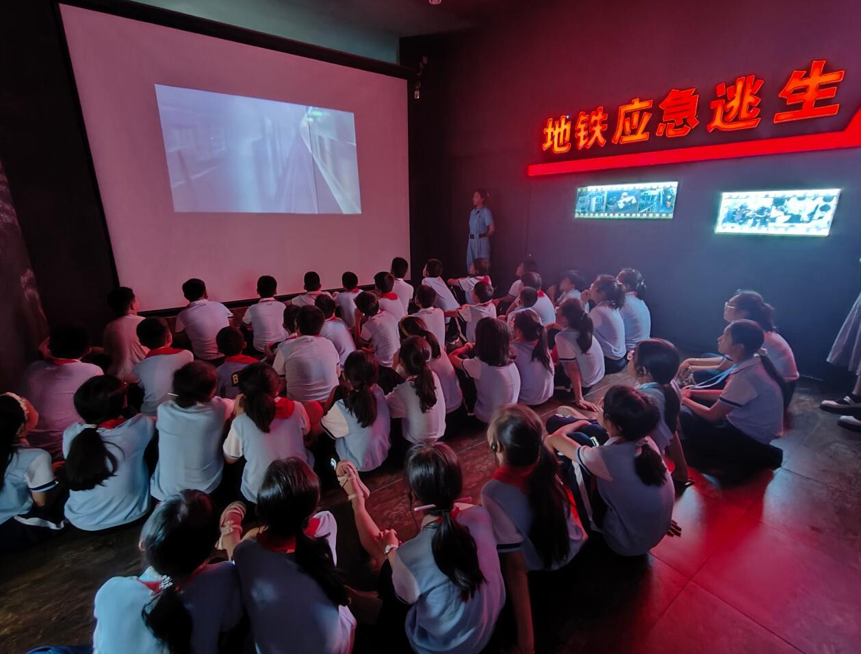 ���F��(y��ng)�������w�(y��n)