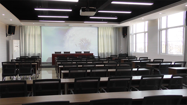 ��С�W(xu��)У�@��ȫ�w�(y��n)����